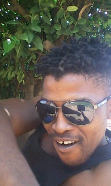 Fun lovin flamboyant cute man,with a sense of humour and a staunch Amakhosi&MANU Supporter!