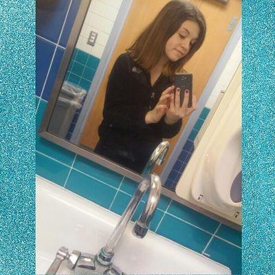 I love magcon Mathew Espinosa and Cameron Dallas is my favirote❤ Follow me on instagram:Shelby_nicole_stillman
