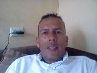 eaperando un si de lo mejor que me ha pasado en la vida...E.F.O.S..