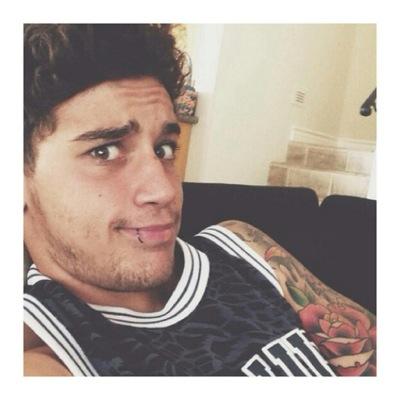 FuckNiktamer's profile picture. Go Follow - @lmshygtm please