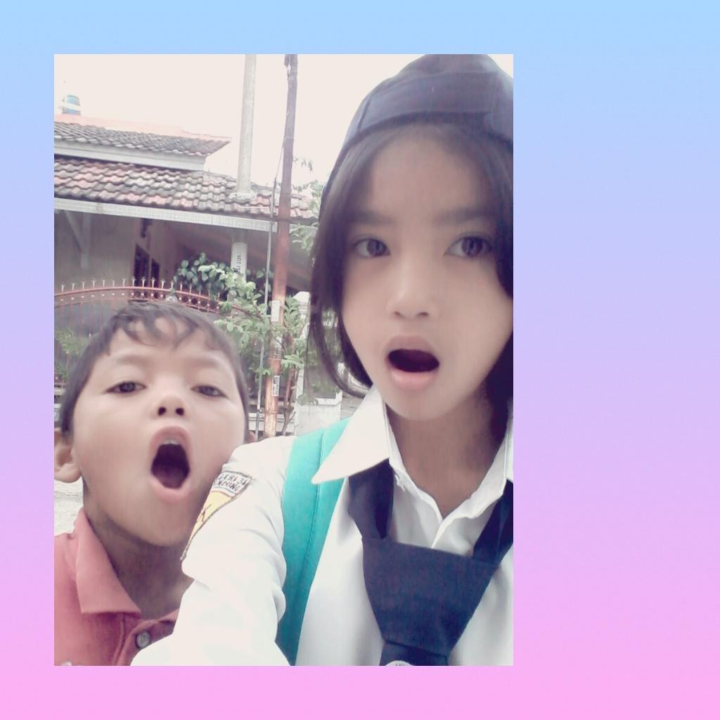 _tsalsa's profile picture. SMP 38 ({})