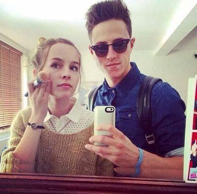 ♥ Shane follow me ♥ Forever Mendie ❤