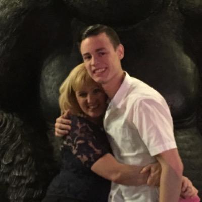 Chris_Nichol7's profile picture. 18