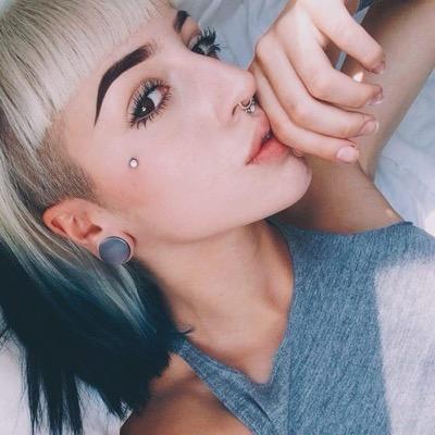 ⠀⠀⠀⠀⠀⠀twiggy | sixteen | pansexual ⠀⠀⠀⠀⠀⠀⠀⠀ coffee is my typical ⠀⠀⠀⠀⠀⠀⠀⠀ ⠀⠀⠀⠀⠀⠀⠀⠀ ⠀choice of alcohol