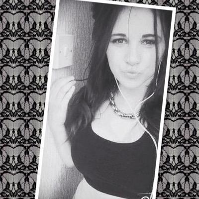 Chloemaynard57's profile picture. 