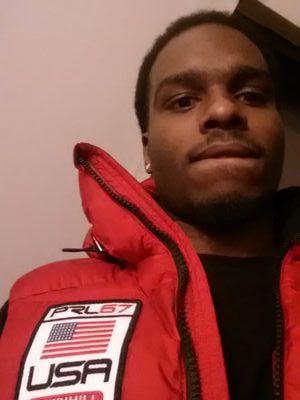 8MEL6SHINE0's profile picture. just chilling doing me living the EastSide way