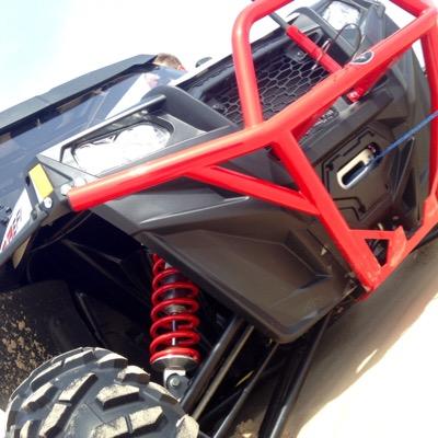 I am a gear head, motorsports enthusiast, and generally interested in anything that is fast and goes VROOOOMMM!  
On road, off road, water, or in the air.