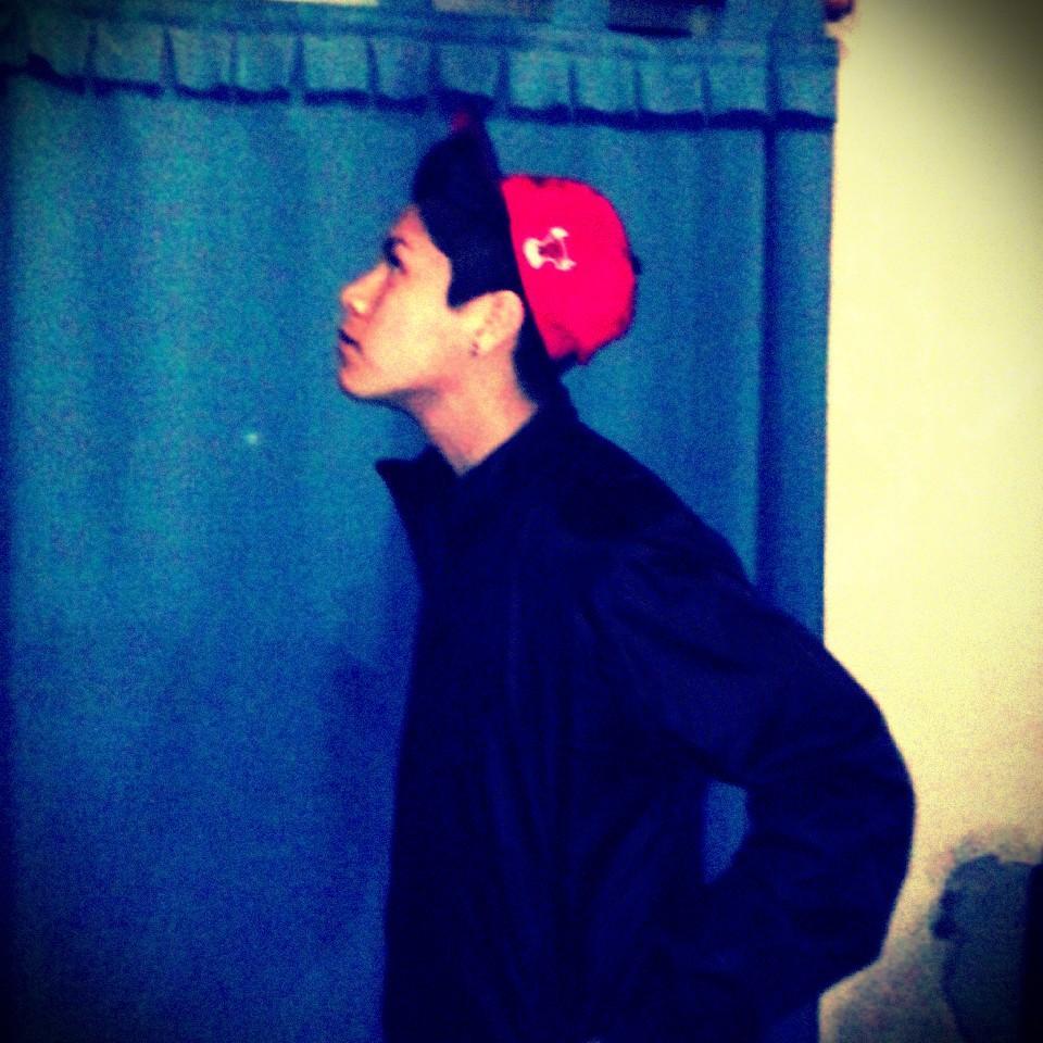 Ezequiel_Lb12's profile picture. 