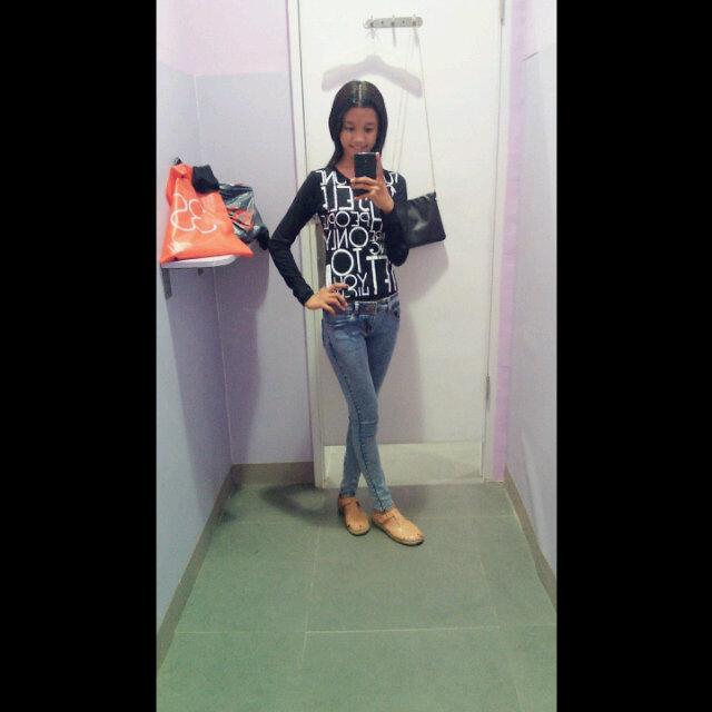 Path Nindy Oktivia Ig nindyoktivia Line nindyoktivia11 follow @niinnnss