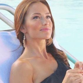 BitchestKelly's profile picture. {Well hi there.I'm Kelly Waldorf, Blair older and better looking sister. Did I mention that I am kind of a bitch.}