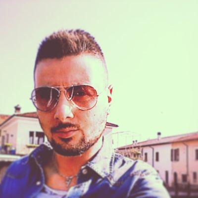 avino85's profile picture. 