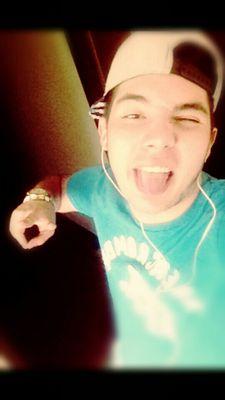 Your love makes me strong, your hates makes me unstoppable 💭👊🏼🍃