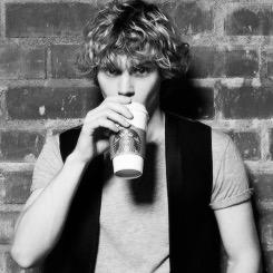 You can love like a sinner and lose like a winner. ||THG-RP||Teen Kyle||