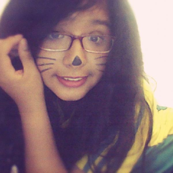 Hello! (:  I am: Rusher♥ ,Litlle Monster♥, Hooligans♥, Arianator♥ & Lovatic♥  Ask:http://t.co/WEY86mLBLM Instagram:http://t.co/WGM2oFMZ6a