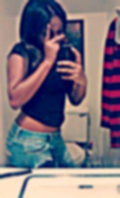 #Freshman  
  #Dancer 
          #Singer 
Northwest High School  
#Virgo ♍ #5'1 
➡ Follow Me , I Follow Back ⬅ Ig : Owee_Minnie