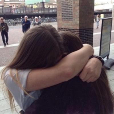 CUTESTFRlENDS's profile picture. dm me @'s of people w/ a friendship u adore: @_____ & @_____