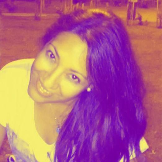 VIVE Y DEJA VIVIR
Seguime, te sigo. 
Abrazooo :D