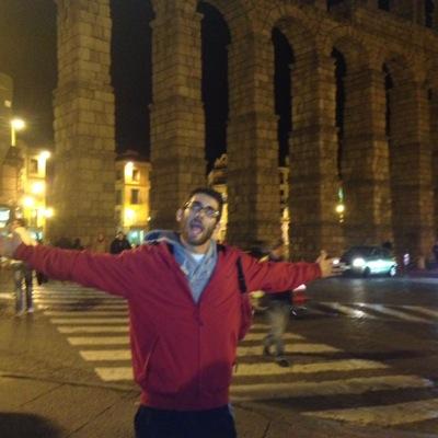 Dando guerra Desde el 92'.
No me arrepiento de mi pasado,solo del tiempo perdido. Dame tramos.TAFAD.
Handball&BeachHandballpLayer.La vida me jode y me enseña.