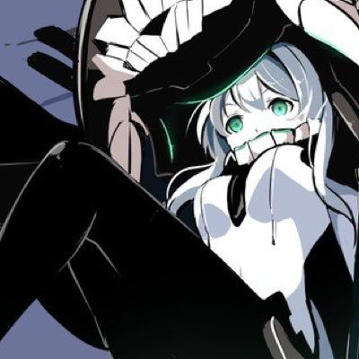 MysticPearls's profile picture. 