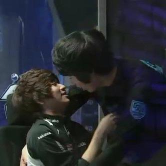 This is @MKPS2 fan club. MarineKing stream : https://t.co/X7QDtlFyQE