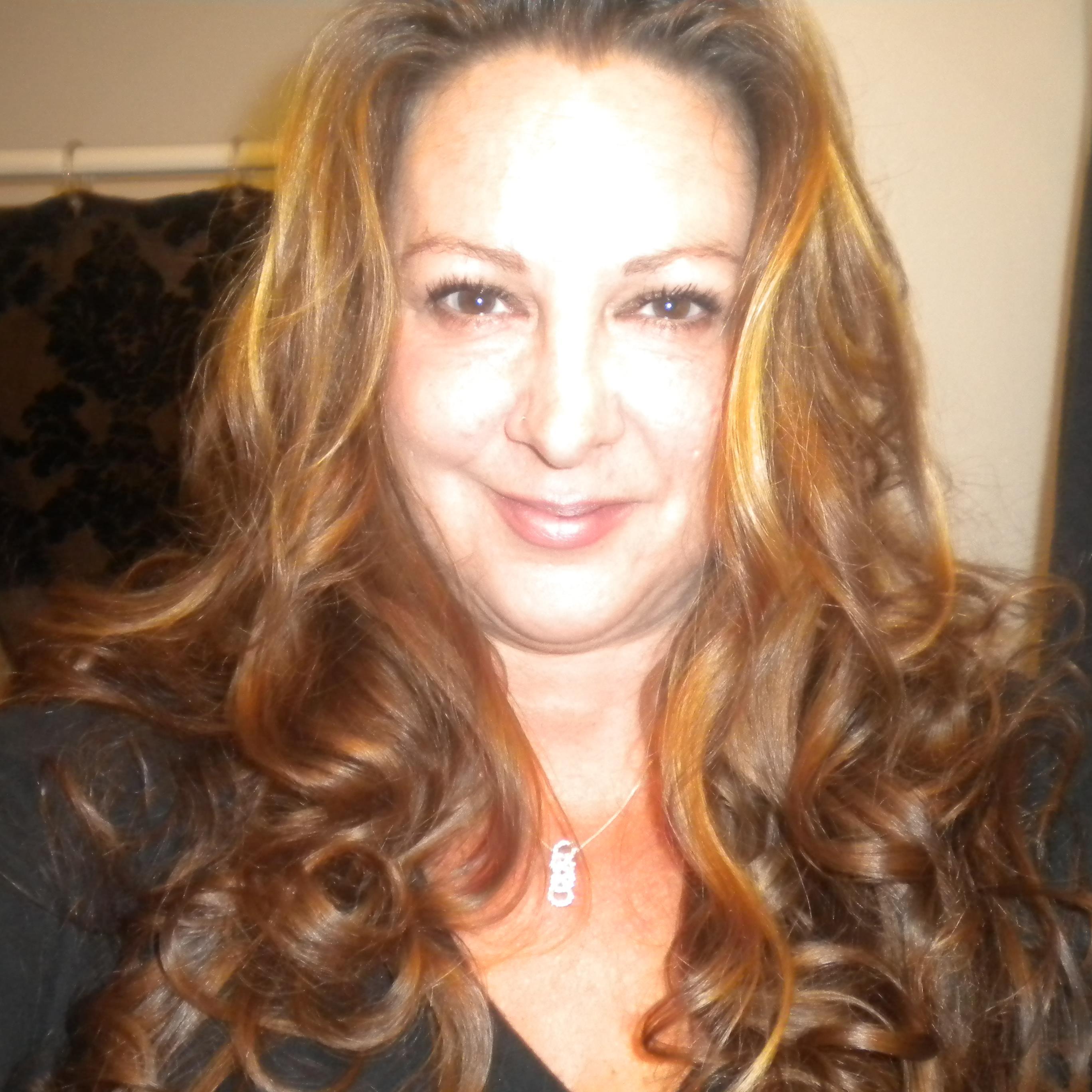 RealitysThorn's profile picture. Allow myself, to introduce myself. I AM BATMAN! Misunderstood, tattooed white trash. Tomboy. Black & Gold Girl! P.S. No Whining! :)