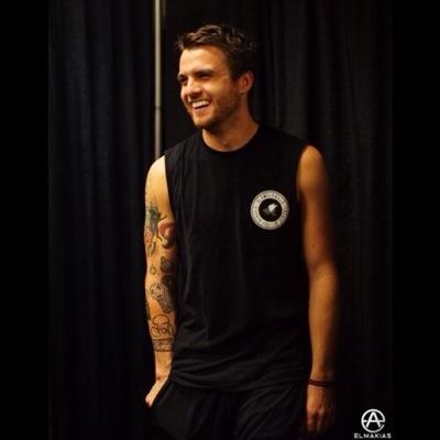 Boom boom bang bang crash for All Time Low Instagram: @RianDawson