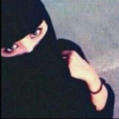 يقلقني التفكير في مستقبلي  أود أن أكون شيئاً وأخشى الفشل ربي حقّق لي نجاحاً يُرضيك ثم يُرضي طموحي وأرح قلبي وفكري ❤️،