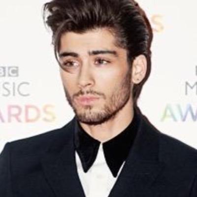 VAS HAPPENIN ?????!!!!!!! :) x