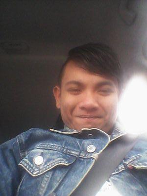 Call me MON 》 20 》Selangor 》You follow me i'll do the same!! :3 just wanna be a friends,