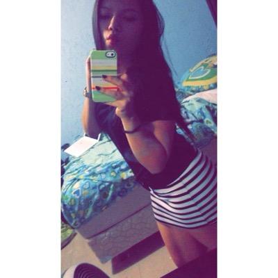 Estudiante de Medicina. snapchat: crisligonio Solo mia @OscaarPD ❤️