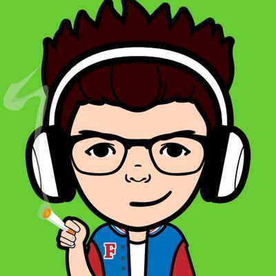 Grand joueur COD depuis toujours, j'ai fais du Decerto et maintenant je me consacre entièrement à mon avenir.