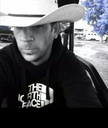 Founder/Owner/Creator and the mastermind behind the 1's & 2 Tables, spinnin the community's BEST online events.  #MxOnlineTournaments #CouchRacers #THEReaLJM #J