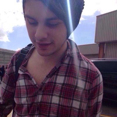 hi cutie, go follow @deepthroatmuke and ask for a follow back
