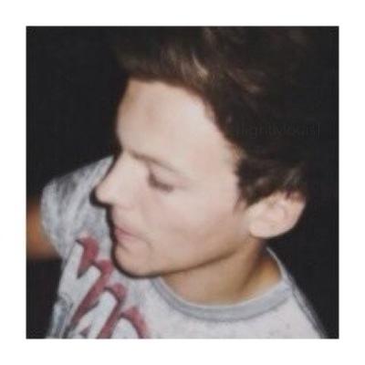 hii, @lightlylouis here. a follow would be amazing but don't feel preassured i love you so much even if you don't :)