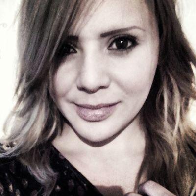 Profile Picture of Alejandra Sanchez Ca (@AlexazanAs) on Twitter