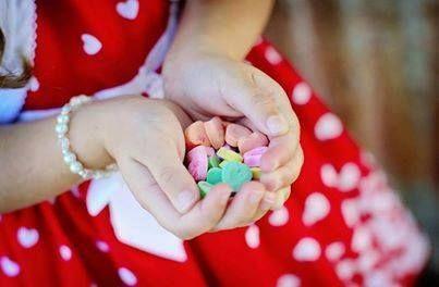 ‏‏‏السعآده التي تضعهآ في جيوب الآخرين ،ستعود يومآ
 لتختبئ في جيوبكك عندمآ تحزن♡ ِ