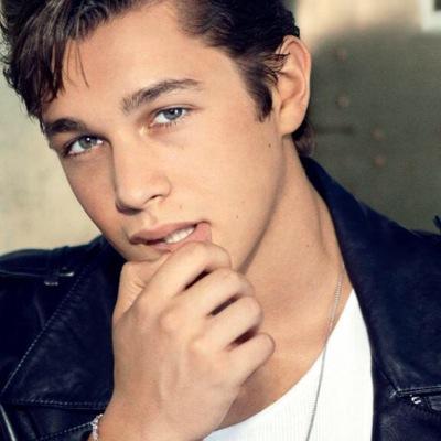 vanessa16051's profile picture. 