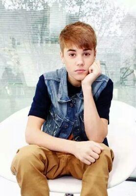 I AM ♡ belieber ♡ selenator ♡ swittie ♡ tiffanatic ♡ lovatic ❤