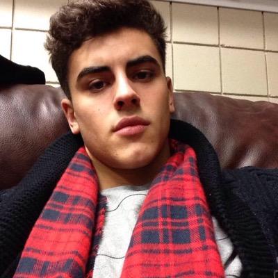 GO FOLLOW @vibegiIinsky