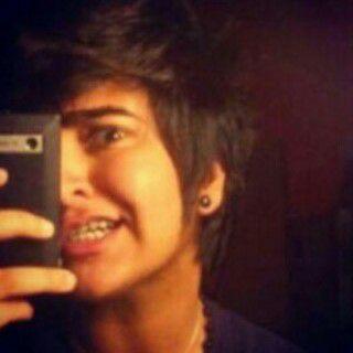 ‏‏‏‏‏‏‏‏‏عمري 19 .. تومبوي بس.. منححححرفه.. سنقل ما اخاوي.. الخاص مفتوح..التواصل داخل تويتر بس