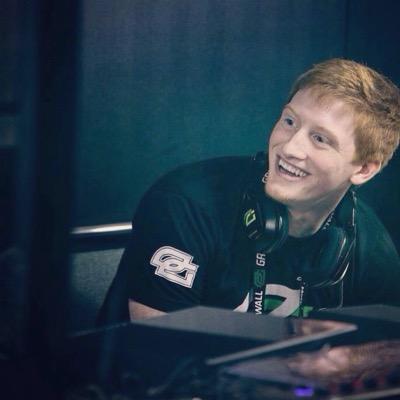19. XGames Gold Medalist, 4 time MLG champion, and many more. Livestream - http://t.co/xVeXkVxDaC Use code Scump for 5% off Scuf Products *BACKUP ACCOUNT*