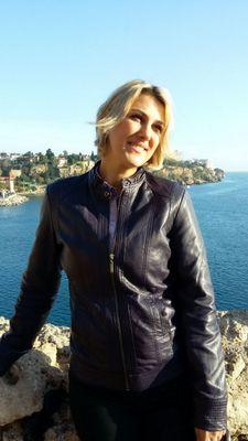 cemoli4343's profile picture. topraktan geldik topraga gidecegiz mühim olan camurlasmamak...