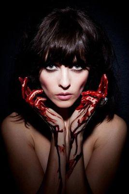 Into all things paranormal and horrific come scare the pants off me