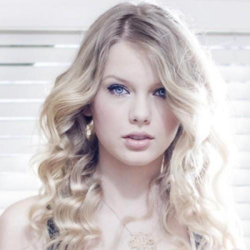 MackinawTaisiya's profile picture. 