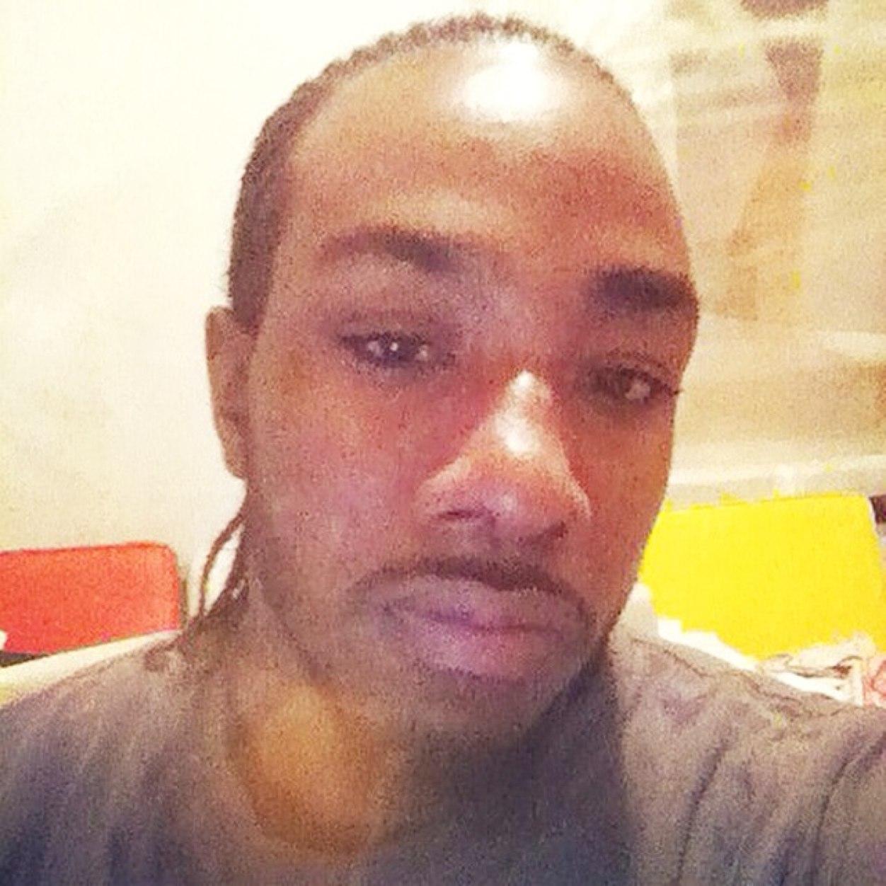 #teamlibra #teamandroid CEO/COO of Jerzee Lane Ent. im 6'1 Real laid back. Im Getting Money