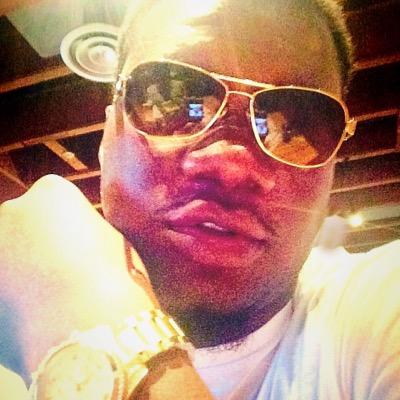 #TrapGawd ****Young and successful, cant stop!!!!***** #TeamGod!!! #Determined #Focused
IG: TrulyBlessedVon