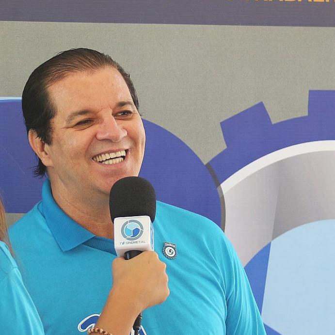 robertojor's profile picture. 