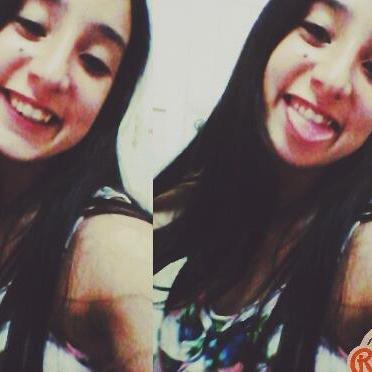 .No me dejes solo y roto caminando por ahi, en un mundo donde nada ni nadie me hace feliz..