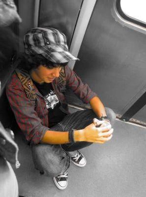 jof152's profile picture. Prioriy: make a comic for queer hacker shark fighting for justice on the ground without leaving the ocean.