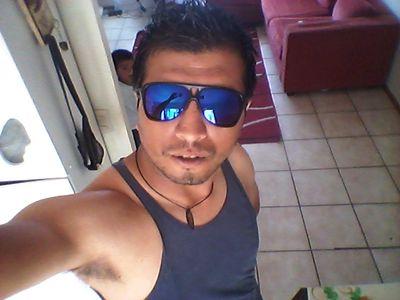 casado con 2 hijos